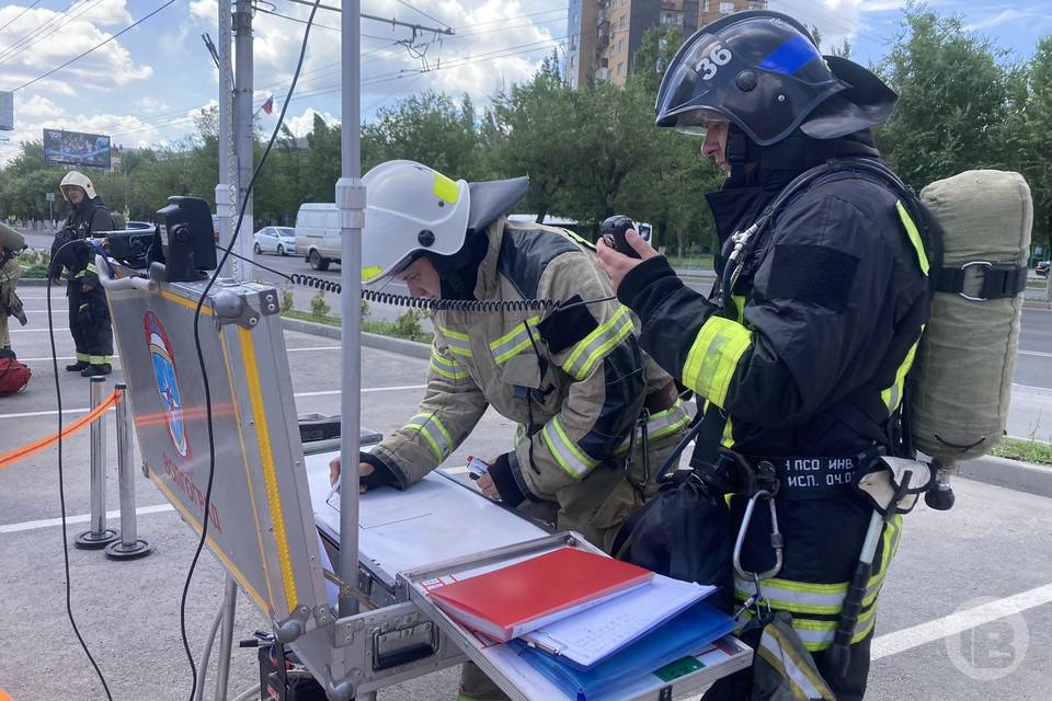 В Волгограде загорелась квартира в МКД, пострадали 4 человека