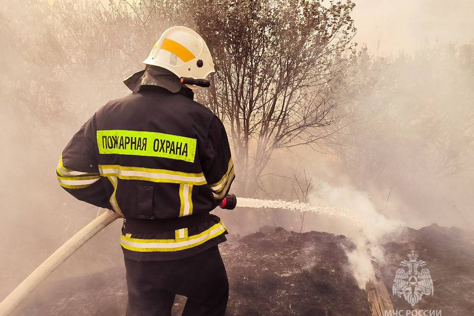 Ночной пожар ликвидирован в Советском районе Волгограда