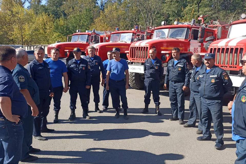 Глава Станично-Луганского района ЛНР поблагодарил волгоградских пожарных