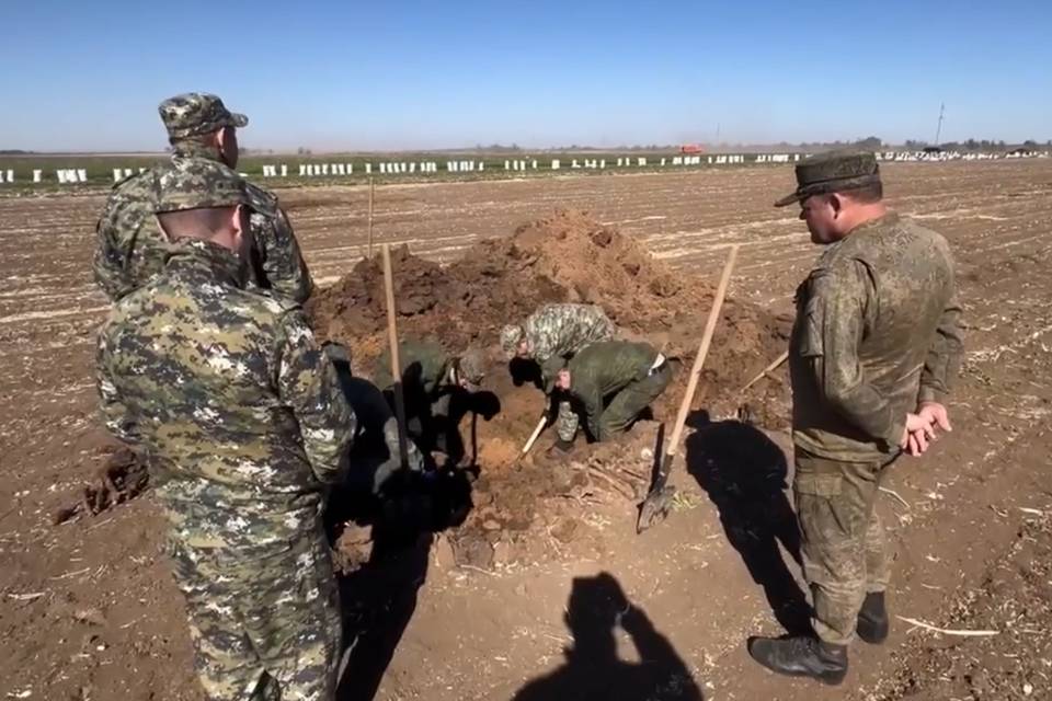 Под Волгоградом поисковики нашли останки 10 красноармейцев