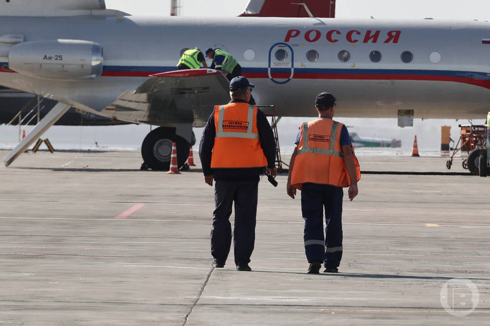 У самолета, летевшего из Питера в Волгоград, возникли проблемы