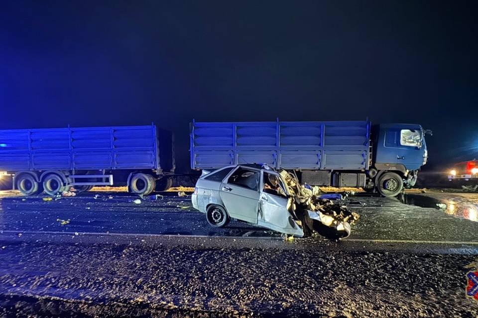 Два человека погибли в ДТП на трассе Р-22 под Волгоградом