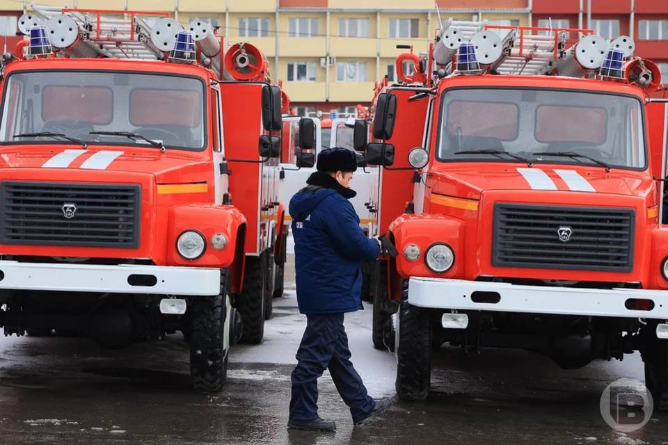 Волгоградским спасателям поступил вызов о загоревшемся кабинете в вузе