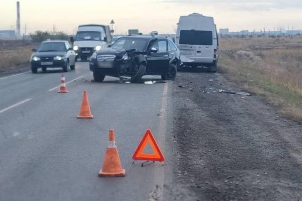 Последствия массовой аварии под Волгоградом попали на видео