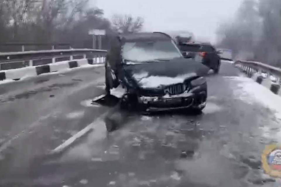 В Волгоградской области на трассе случилось смертельное ДТП