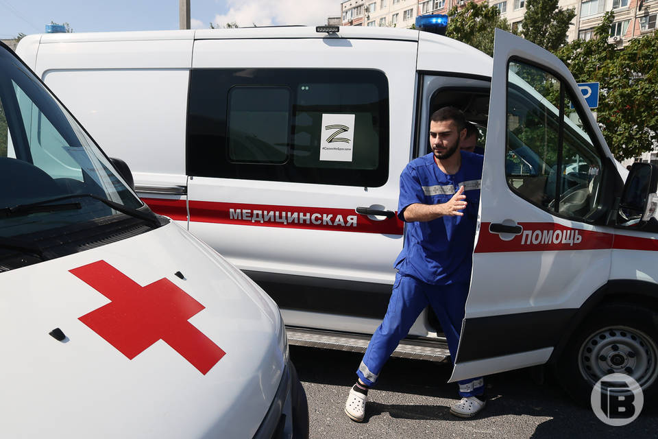 Под Волгоградом на дороге на Луганск столкнулись две иномарки "Хендэ"