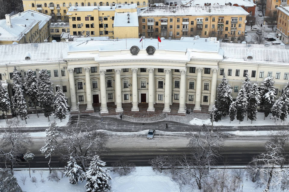 Трех чиновников уволил губернатор Волгоградской области