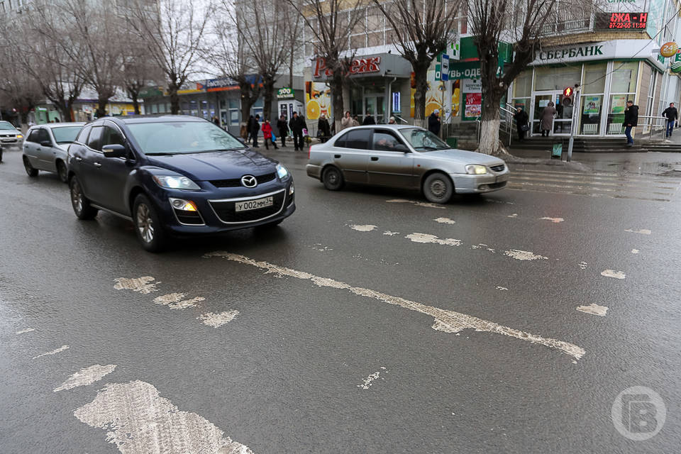 В Волгограде объявили заморозку цен на бензин