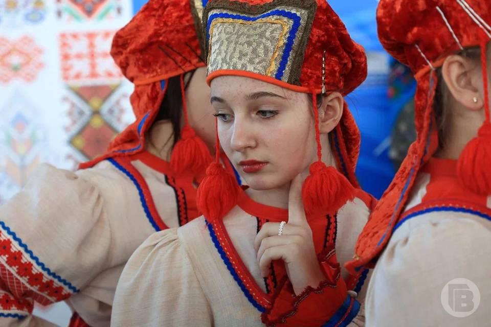 В Волгоградской области показали, как одевались женщины в старину