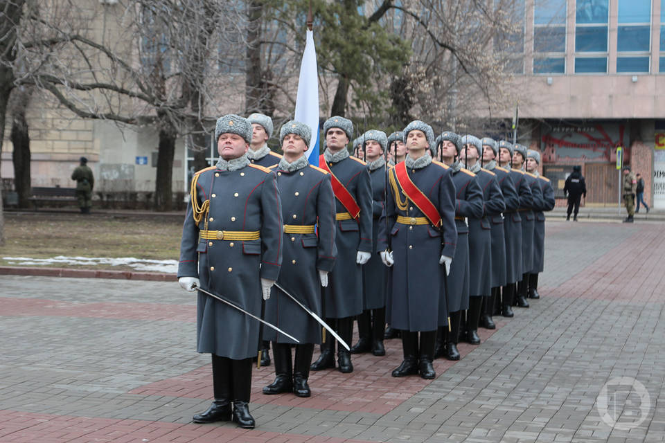 В Волгограде перечислили идеи брутальных подарков для мужчин к 23 февраля