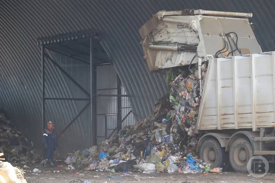 В Волгограде мусорного оператора попросили не мешать авиаполётам