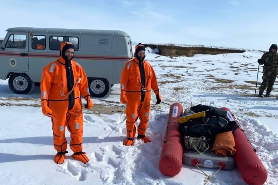 Волгоградские спасатели ищут пропавшего мужчину