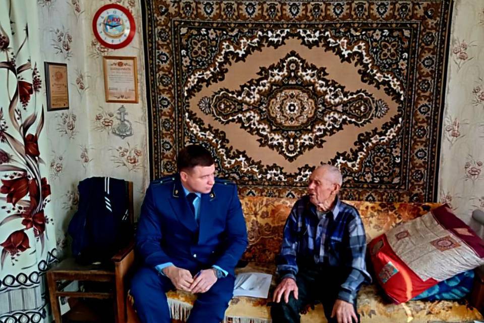 В Волгоградской области прокуратура восстановила права ветерана ВОВ
