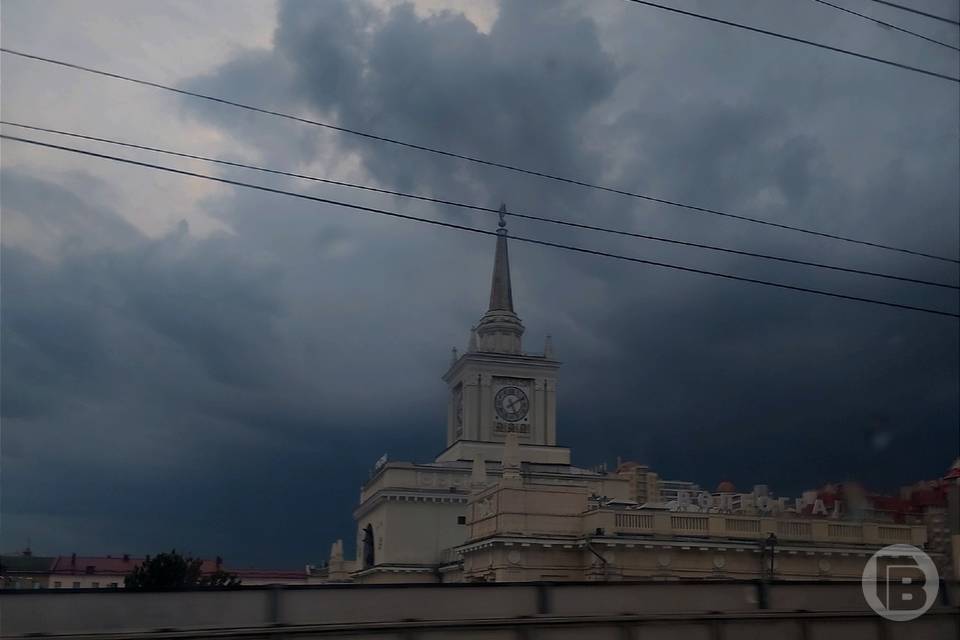 Экстренное предупреждение сделали сотрудники МЧС в Волгограде