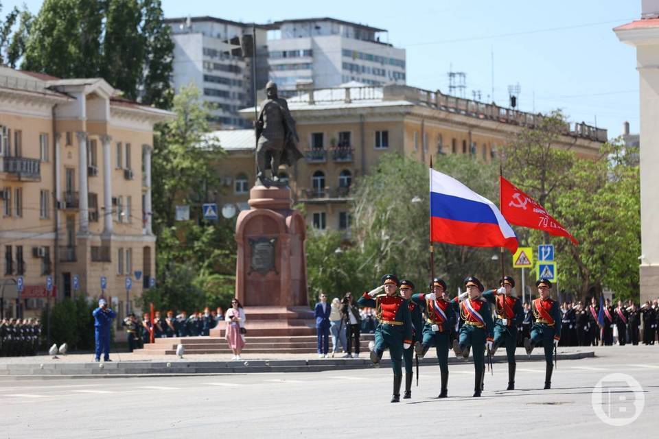 Слезы гордости: волгоградцы поделились эмоциями празднования Дня Победы