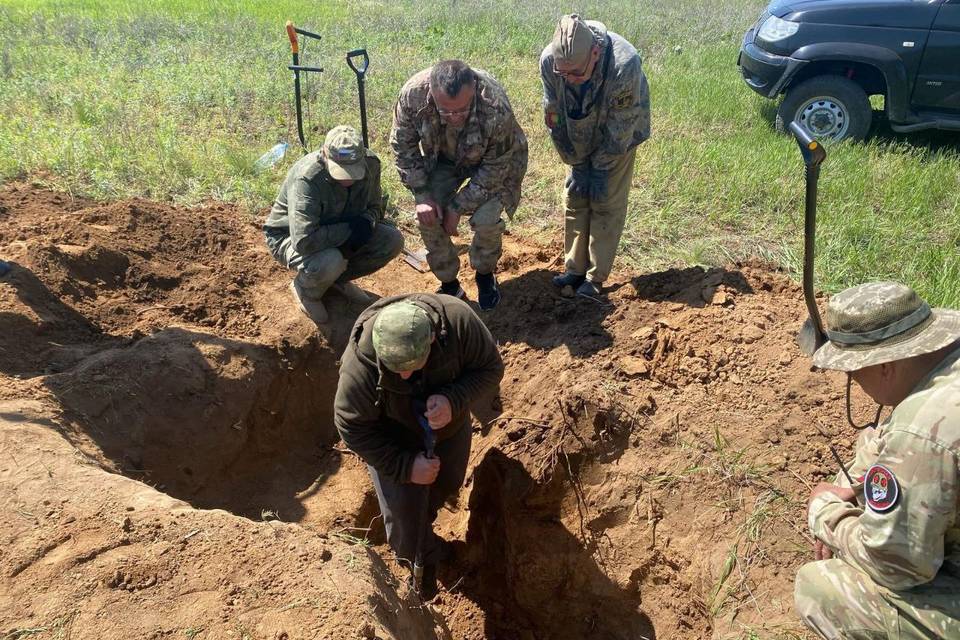 Останки 84 бойцов подняли поисковики в Волгоградской области
