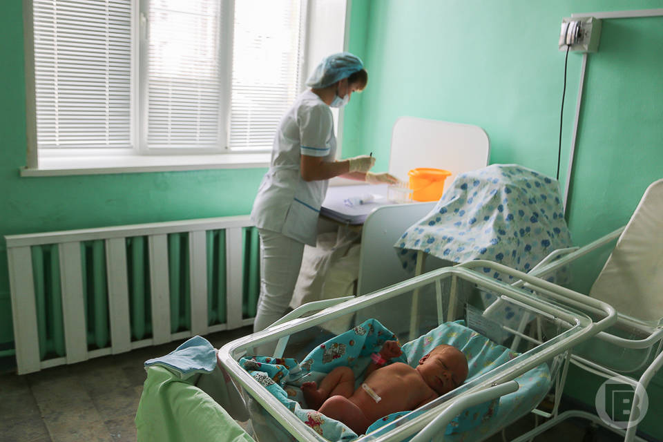 68 малышей приняли в роддоме Волгограда