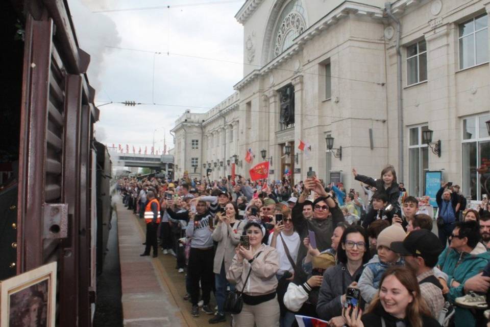 Почти 40 тысяч жителей Волгоградской области осмотрели «Воинский эшелон»