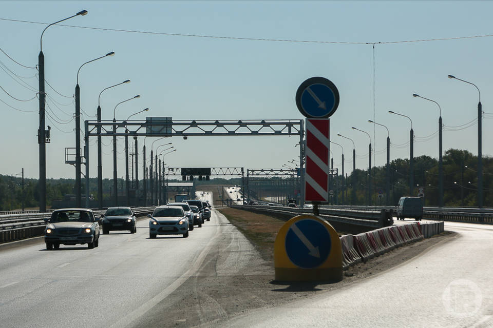 Названы три автобренда, которые упали в цене в мае