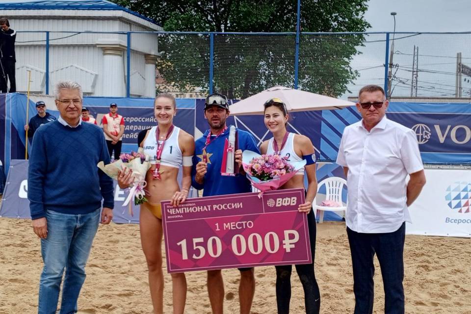 В Волгограде прошел первый этап чемпионата страны по пляжному волейболу