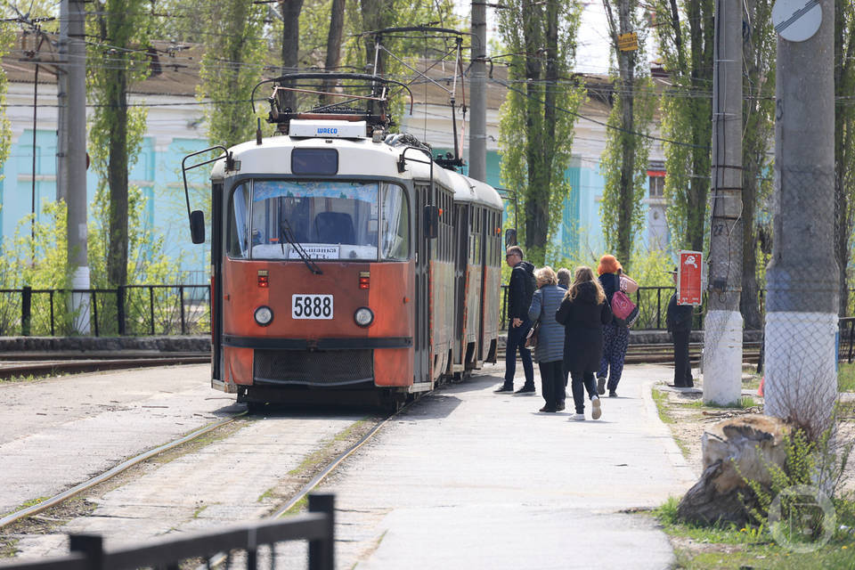 В Волгограде из-за ДТП поменяли схему курсирования трамваев
