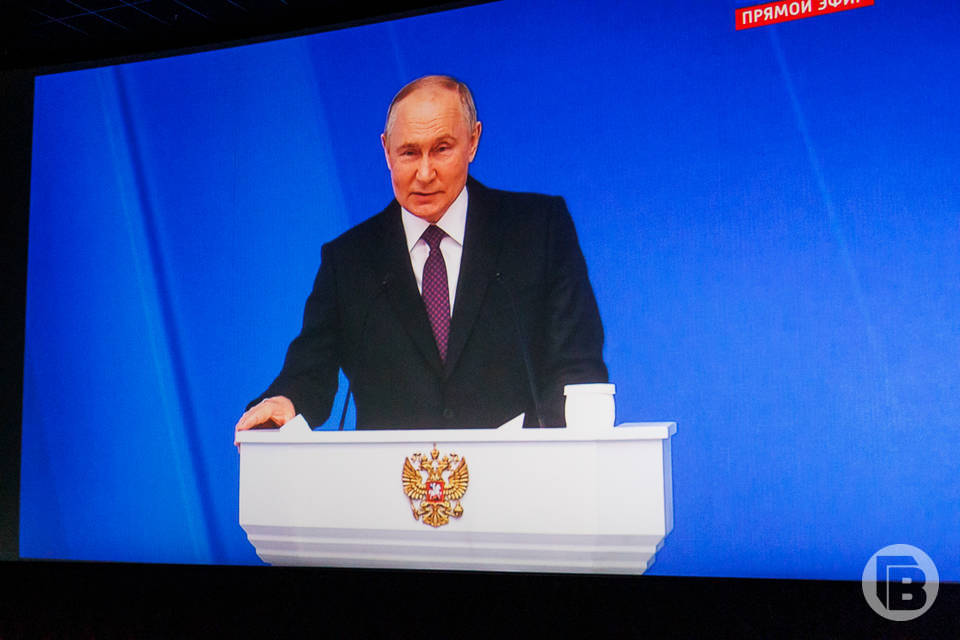 Владимир Путин отметил девятерых волгоградцев госнаградами