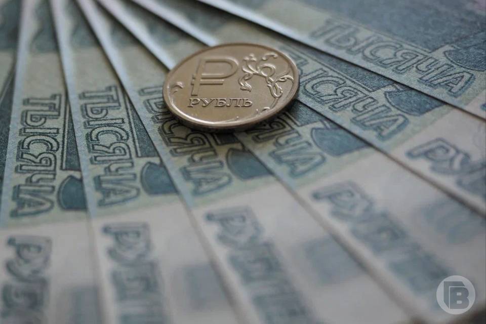 Директор УК в Саратове деньги жильцов "спустил" на такси