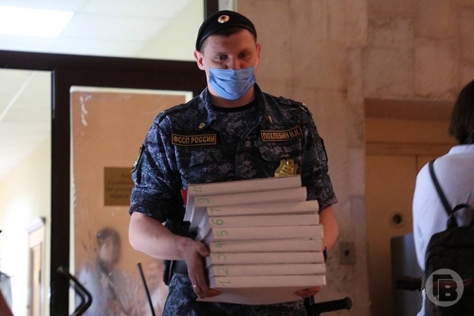 В Волгограде начался процесс по делу о торговле данными покойников
