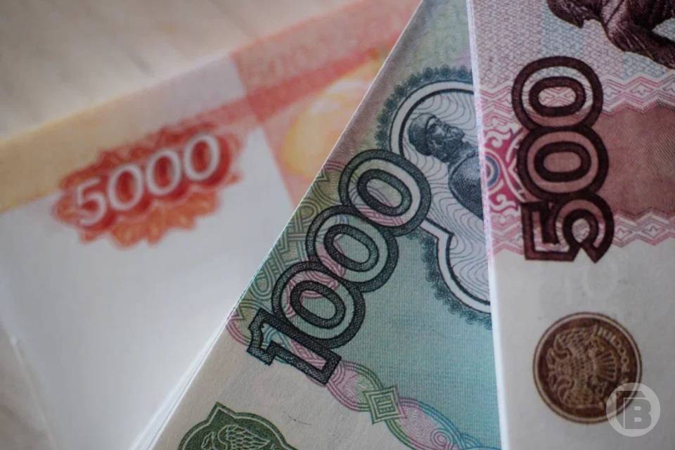 Фальшивые деньги реже стали встречаться в Волгоградской области
