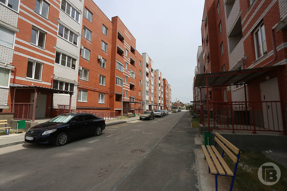 В Волгоградской области двум новым УК разрешили "рулить" домами