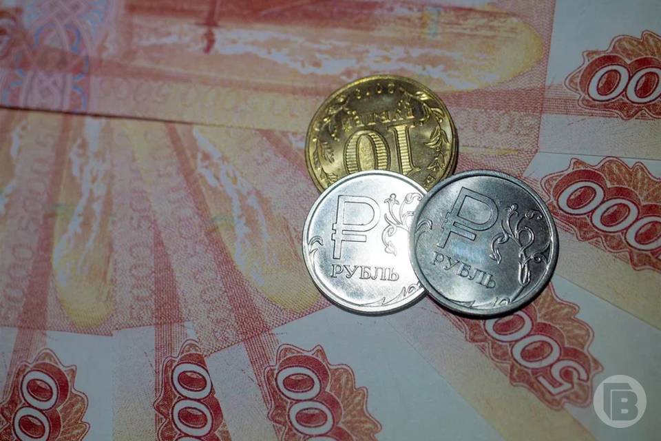 544 тысячи рублей перевела волгоградка на «безопасный» счет