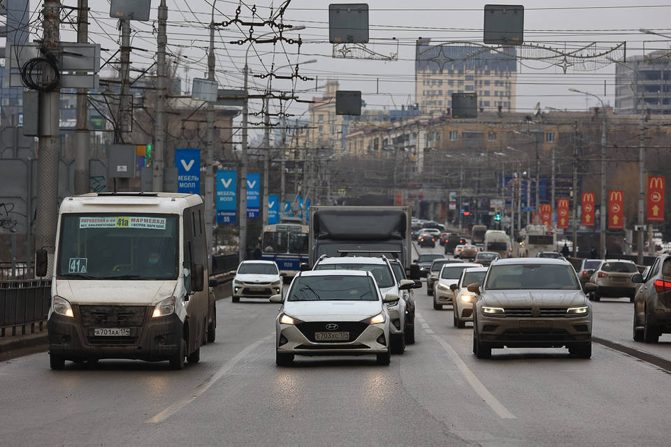 Россияне взяли в банках около 500 млрд рублей на покупку авто с начала года