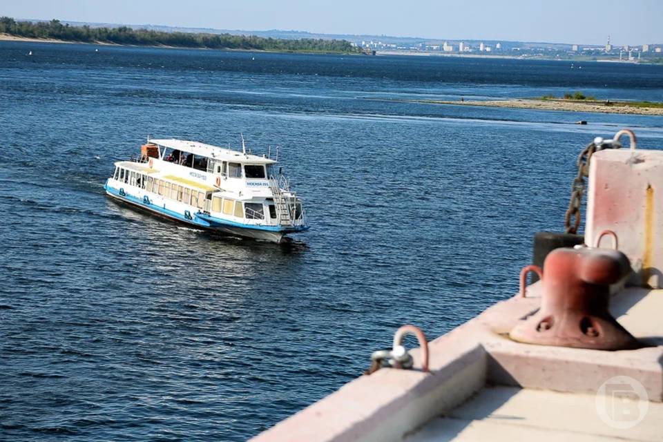 В Волгоградской области свою работу начал паром "Дачник-1"