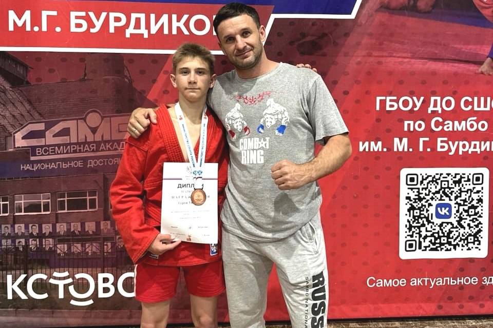 «Серебро» и «бронзу» взяли волгоградские самбисты на первенстве России