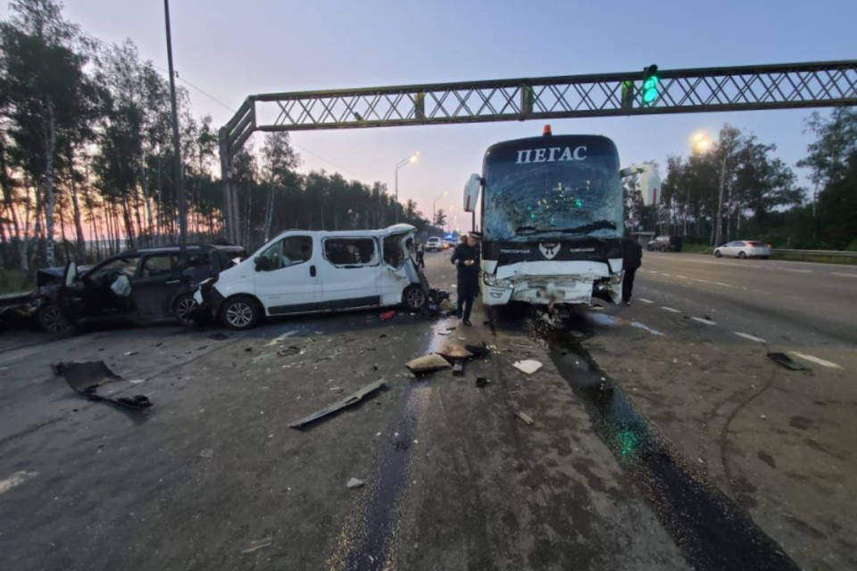 Волгоградец погиб в страшном ДТП с автобусом во Владимирской области