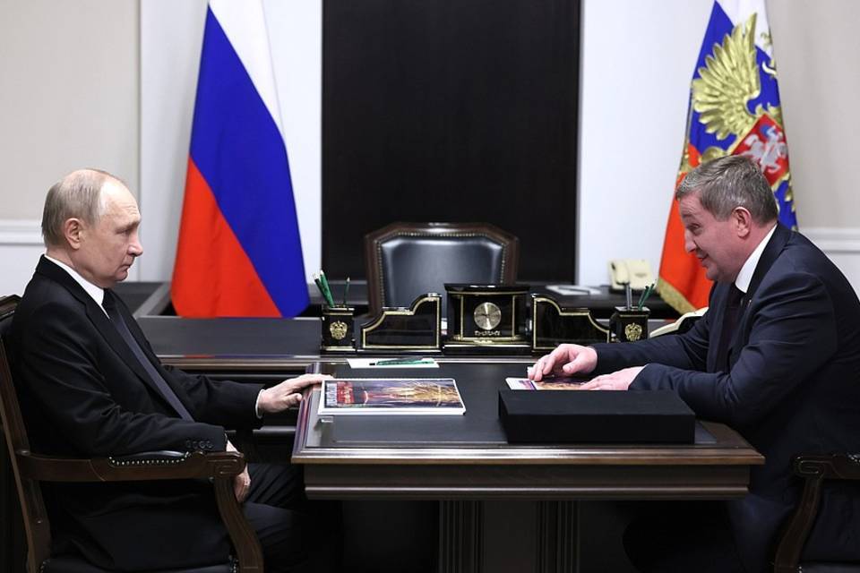 Президент России наградил орденом главу Волгоградской области Андрея Бочарова