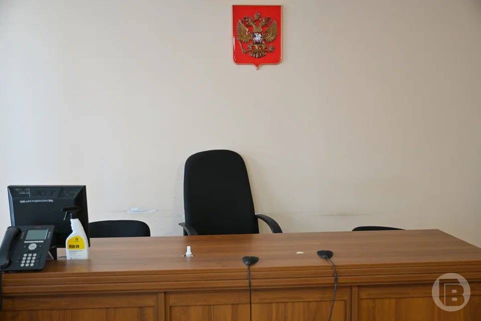 Автослесаря из Волгоградской области осудили за незаконную деятельность