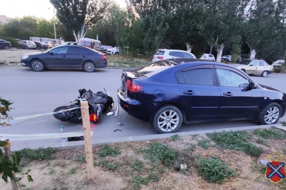 В Волгограде разбился мотоциклист