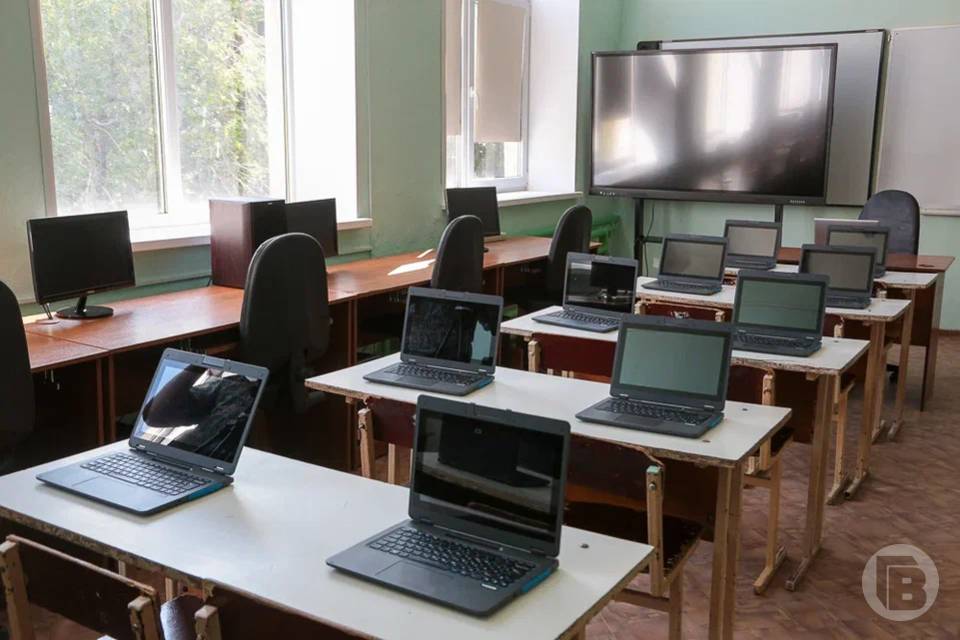 Волгоградцы стали меньше следить за активностью детей в соцсетях