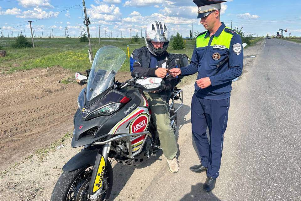 Сплошные проверки байкеров организовали под Волгоградом