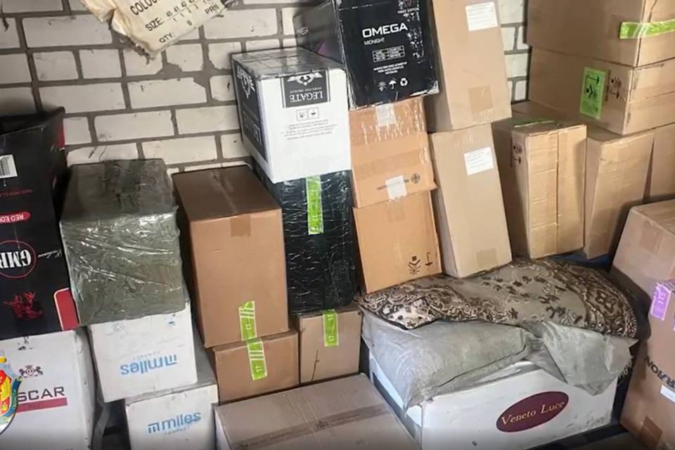 УФСБ: 23 тысячи пачек контрафактных сигарет изъяли под Волгоградом