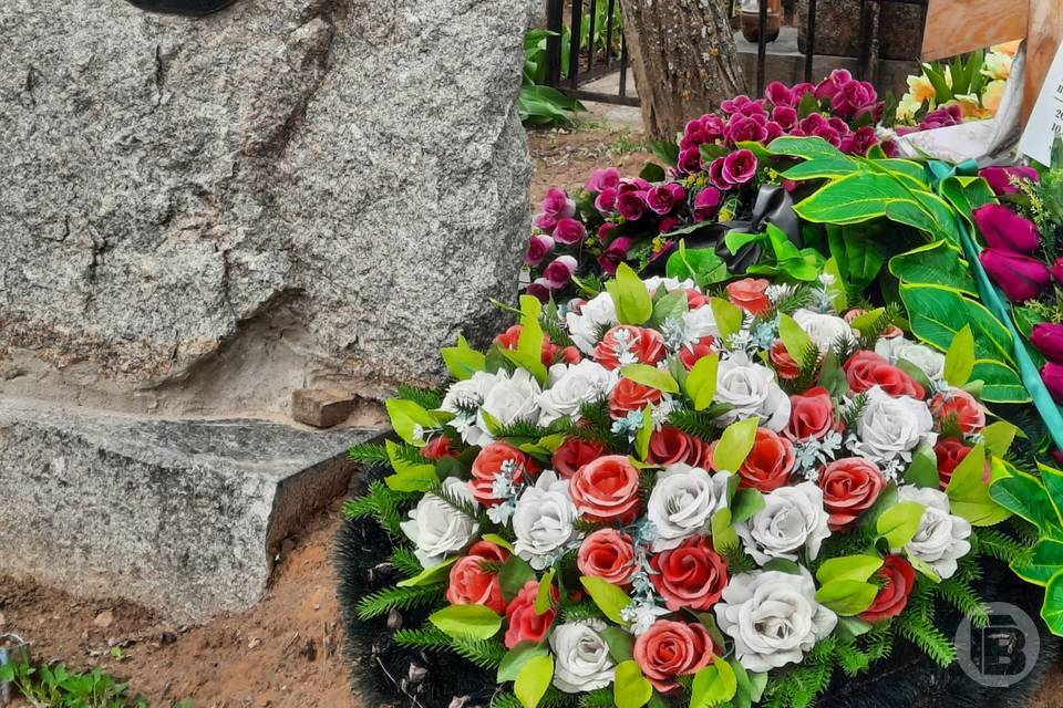В Волжском полиция проверит похоронную компанию