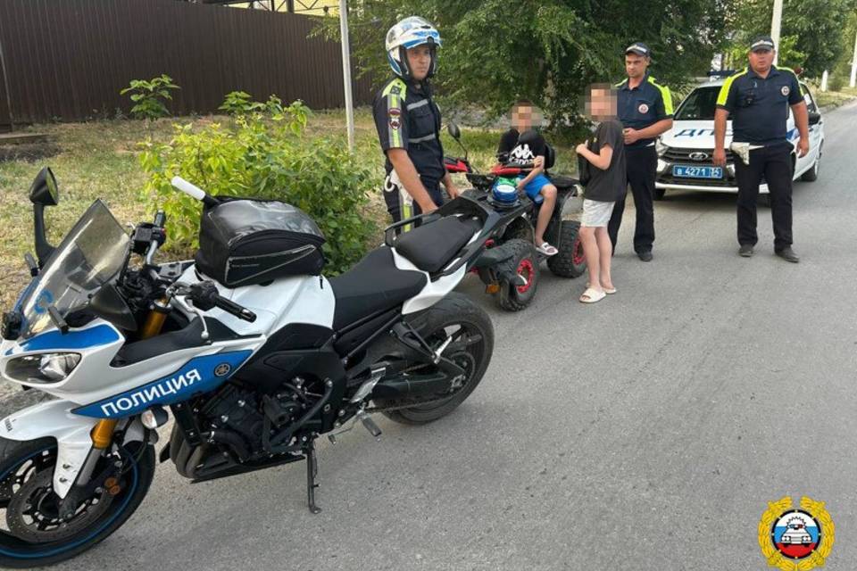 Подростки на мотоциклах: в Волгограде задержали 40 юных нарушителей за неделю