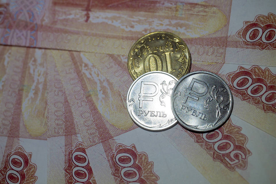 ВТБ: рынок рублевых сбережений вырос почти на 7% в первом полугодии