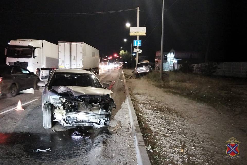 В тройном ДТП в Волгограде пострадал ребенок