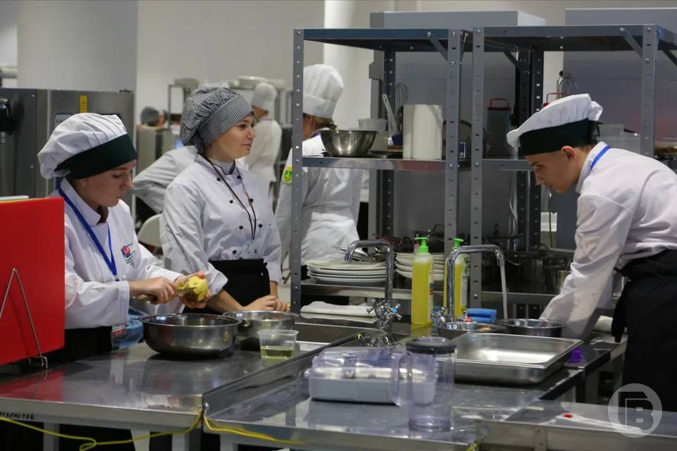 ЦБ предупредил волгоградцев о росте сокращений сотрудников в 2025 году