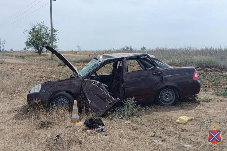 Под Волгоградом на астраханской трассе четверо пострадали в ДТП