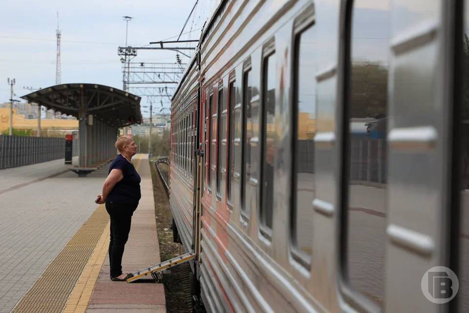 В Волгоградскую область с задержками прибудут поезда после атак БПЛА