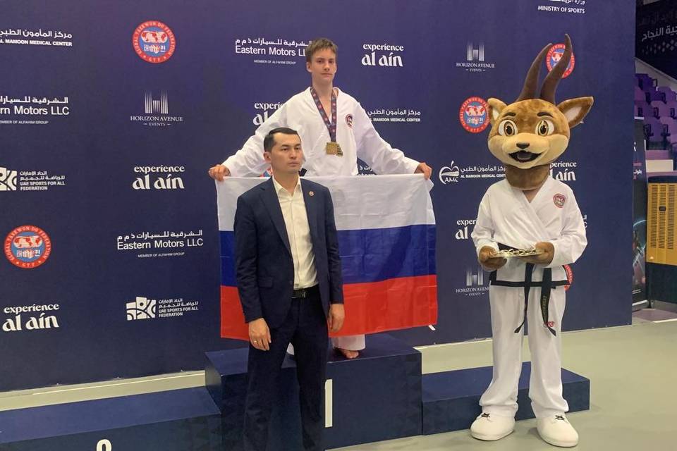 Волгоградцы выиграли четыре медали на Чемпионате и Первенстве мира по тхэквондо