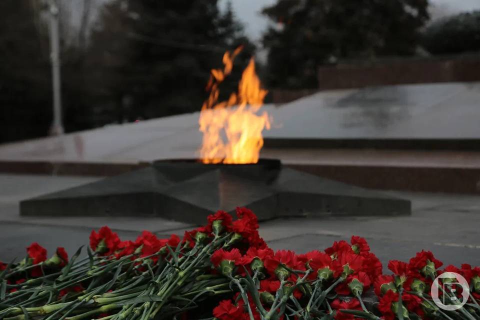 Волгоградцам грозит до 3 лет тюрьмы за осквернение воинских мемориалов